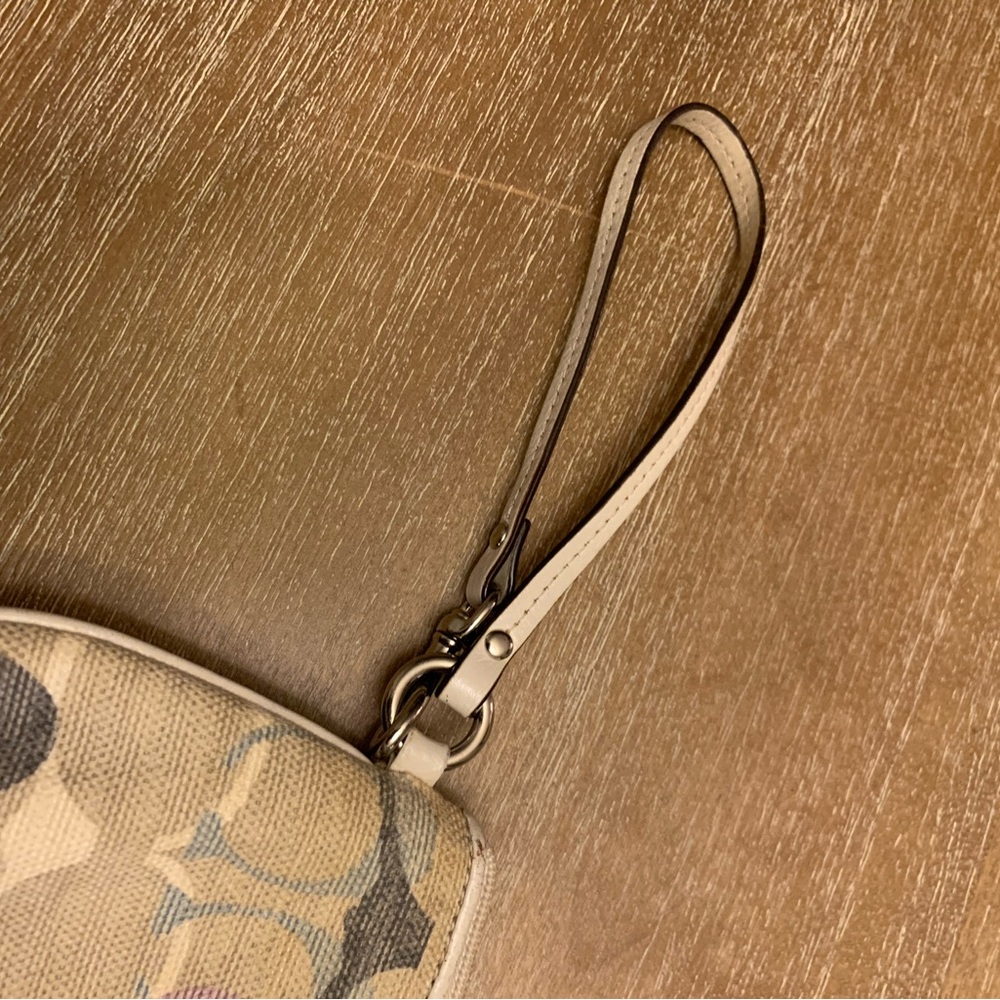 Y2K Coach wristlet - Picture 11 of 11